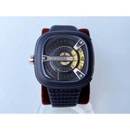 1: 1 Original Standard AAA+seven friday friday Series ** Original Movement friday Men's Watch/Wrist 