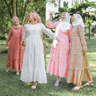 Popular Muslim Women's Clothing Hollow Lace Malaysian Dress Slimming Robe Elegant and Dignified Wome