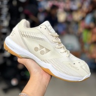 Men's Badminton Shoes SHB65 Z3 & Z2 – Lightweight, Comfortable & Stylish Limited Stock Size 37-45 Ka