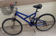 Blue mountain bike 山地單車,26in wheel,19in frame, 21段速, 21 speeds, 前後避震, 5.	前單車籃,front basket