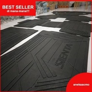 Rubber Carpet / Floor Carpet / Floor Mat for Toyota Sienta Car