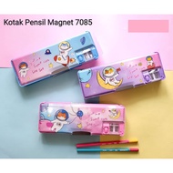 MAGNETIC PENCIL BOX 7085