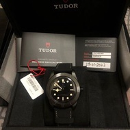 TUDOR black bay ceramic 陶瓷 纯黑