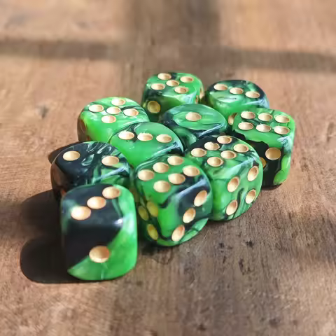 16MM Green and Black Points D6 Dice Set Warhammers 40K Dungeons and Dragons Board Game