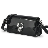 【COACH】STUDIO BAGUETTE 漆皮金屬C字肩背/斜背兩用法棍包-黑色