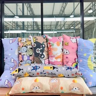 หมอนบอดี้พิมพ์ลาย lazeland งานคละลายสุ่มลาย