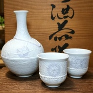 🇯🇵日本有田燒百仙窯 | 和紙紋理清酒套裝 |  未使用品｜亦可可當花瓶  | 德利酒壺連雙杯 | 日本製陶瓷酒杯茶杯 | Japan Arita Porcelain Sake Set Unused