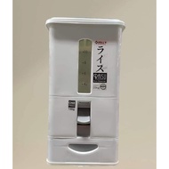 ♞Raisu Rice Master/Rice Dispenser and Storage JOLLY 25kg
