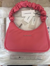 LANCASTER 🩷夏日鮮粉紅色 單肩斜孭月亮包