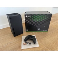 Xbox Series X 1TB + Controller