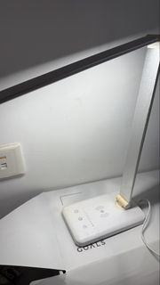 LED 檯燈  可調光 附無線充電 可以摺疊