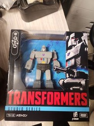 變形金剛 Studio Series 12 麥加頓