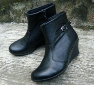 Sepatu Boots Wanita CUERO RESLETING SAMPING KULIT SINTETIS WEDGES FASHION