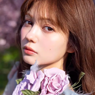预售日文原版 村上爱花1st 写真集 ViVi模特  村上愛花 １ｓｔ写真集 愛でる愛花  講談社