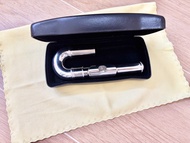 全新 兒童長笛U型笛頭連盒 【Brand New】Curved U-Joint Headjoint for Flute (Fits Ages 4.5–8 / Yamaha Flutes)