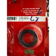 Oil Seal 34X52X7 Rear Wheel Seal Vario 125 150 PCX ADV 91204K59A11