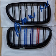 GRILL DEPAN BMW F10 MODEL M5 15137203649 1513720650
