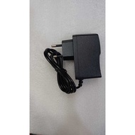 13.5V 0.6A Output Adapter Model HB-E012-135060 Input 100-240V~ 50-60Hz 0.2A