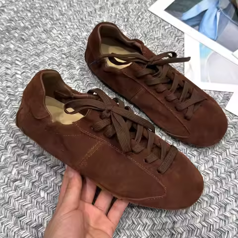 AIYUQI 2026 New Canvas Moral Training Shoes Women Anti-skiing Sneakers Women's Shoes Flat Comfortabl