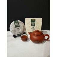 Authentic Pu'er Cha DaYi 7542 Chinese Tea 2012年大益勐海生茶 7542普洱茶
