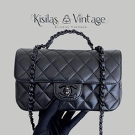 Chanel Lambskin Handel so black