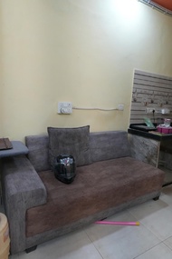 Rumah  m² dengan 3 bilik tidur dan 3 bilik mandi peribadi di Haribhau Upadhyay Nagar (Hno.141)