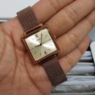 นาฬิกา Casio รุ่น LTP-E155MR-9B นาฬิกาผู้หญิงสายถัก สีโรสโกลด์ หน้าปัดเหลี่ยนม สินค้าของแท้ 100% รับประกันสินค้า 1 ปีเต็ม (ส่งฟรี เก็บเงินปลายทาง)