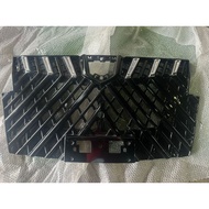 Toyota Alphard AGH30W Front Wald Grill