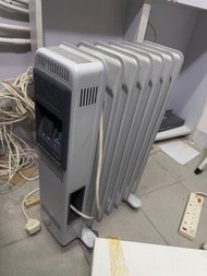 飛利浦 PHILIPS 葉片式電暖器 HD3405 葉片式暖氣機 對流式電暖爐 辦公暖風機 electronic warm wind heat machine hot air system heate