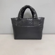Chanel香奈兒 黑色羽絨托特包