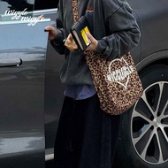 wiggle wiggle | กระเป๋าแฟชั่นลายเสือดาว สไตล์วินเทจสำหรับผู้หญิง