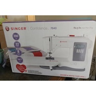 Brand new original singer heavy duty sewing machine