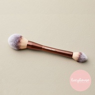 Hourglass Veil Powder Brush