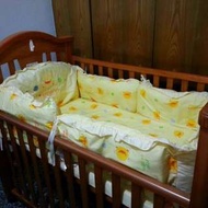 （二手）黃色小鴨 實木嬰兒床 含原廠床圍床包組、原廠蚊帳