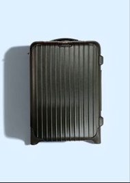 📉🥲🛄RIMOWA SALSA Cabin Suitcase Dark Grey  (renewed interiors) 行李箱 番新內蘢