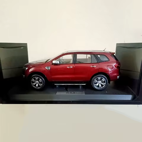 Diecast 1/18 Scale JMC Everest Off-Road Vehicle SUV Alloy Car Model Boutique Ornament Collectibles G