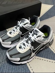 Nike Air Zoom Vomero 5 SE SP 網布織物