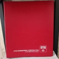 ORIGINAL IMPORTED BOOK - OTIS REFERENCE LIBRARY, OTIS ENGINEERING CORPORATION, HALBURTON COMPANYa