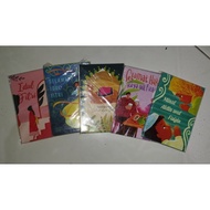 Eid envelopes containing 5 sheets. Size 7.5 x 11 cm