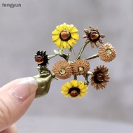 FY  Literary Vintage Van Sunflower Brooch Gerbera Clothes Pin Corsage Jewelry Accessories n