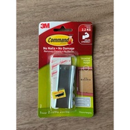 3M command hanging/holder