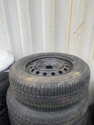 215/60 R16 轮胎连 16 寸原厂钢圈（铁圈）总成