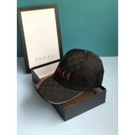 LV444 Black Ostrich Pattern Bucket Hat