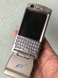 Sony Ericsson P990i
