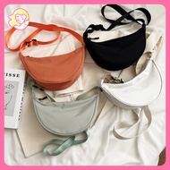 NICCO Nylon Crossbody Bag Women's 2024 New Fashionable Dumpling Bag กระเป๋าหิ้วไนลอนผู้หญิงกระเป๋าทร