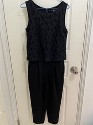 Uniqlo黑色連身褲