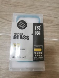 iPhone 11 玻璃貼