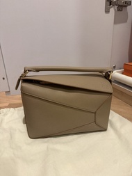Loewe small puzzle sand color