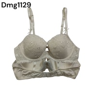 J Dmg1129 branded C&A bra with underwire foam size 34B