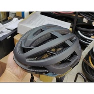 ENTITY RH30 lightweight black and white road bike helmet